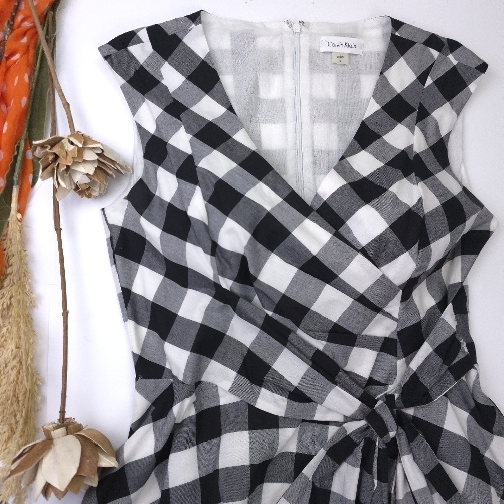 Calvin Klein Black and White Checkered Dress. Sz 6 - Picture 2 of 12